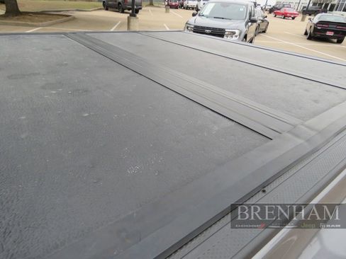 Used 2022 Nissan Frontier SV image 23