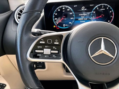 Used 2022 Mercedes-Benz GLA 250 GLA 250 image 24