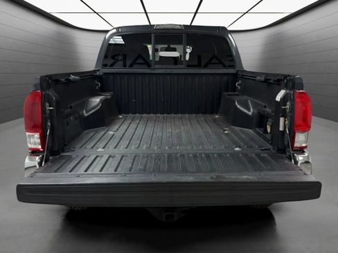 Used 2016 Toyota Tacoma TRD Off-Road w/ Towing Package RWD image 19