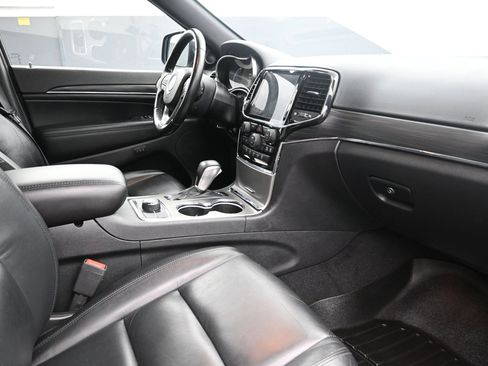Used 2021 Jeep Grand Cherokee Limited AWD/4WD image 26