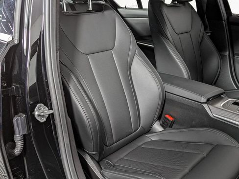 Used 2025 BMW 330i xDrive Sedan w/ M Sport Package image 23