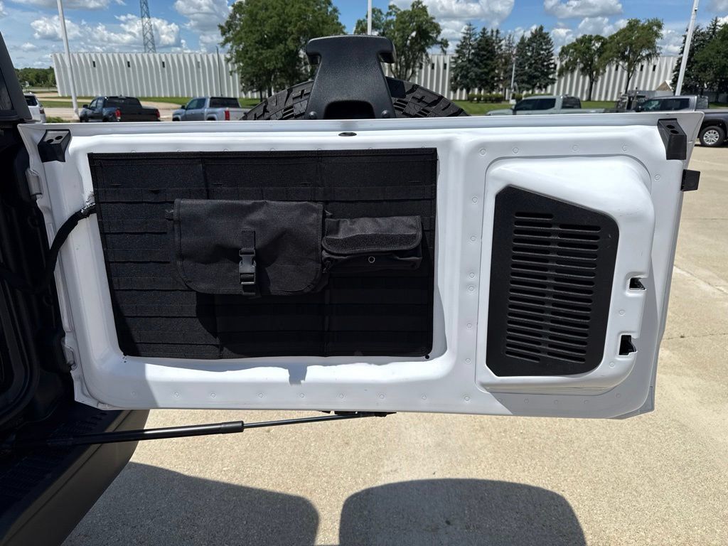 Used 2023 Ford Bronco Black Diamond AWD/4WD image 19