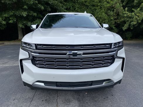 Used 2022 Chevrolet Tahoe Premier AWD/4WD image 3