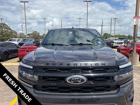 Used 2023 Ford Expedition Limited RWD image 6