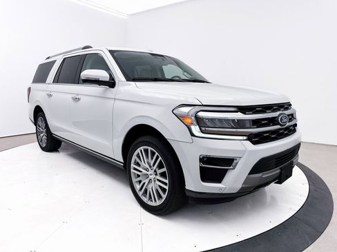 Used 2024 Ford Expedition Max Limited image 14