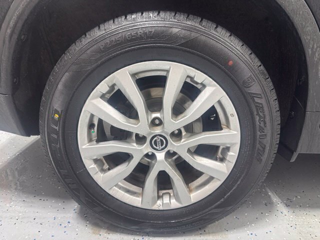 Used 2020 Nissan Rogue SV AWD/4WD image 6