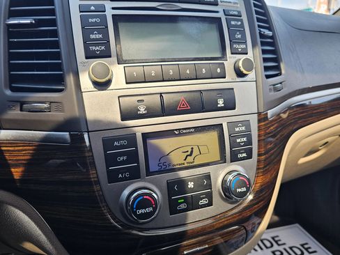 Used 2012 Hyundai Santa Fe Limited image 25