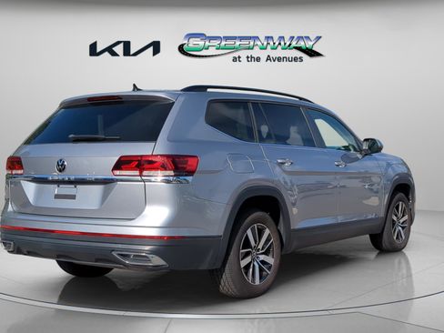 Used 2022 Volkswagen Atlas SE image 6