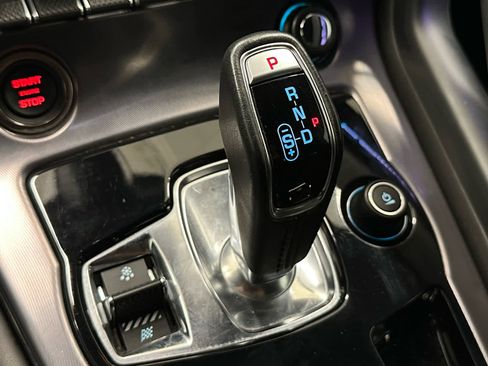 Used 2024 Jaguar F-TYPE R image 31