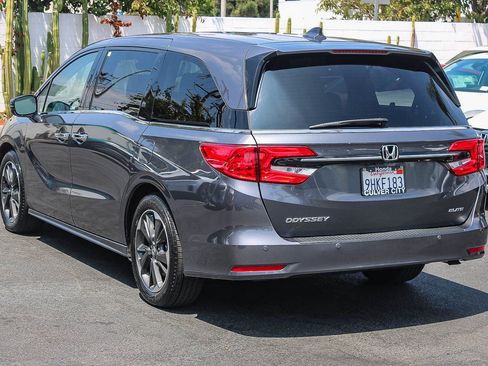Used 2023 Honda Odyssey Elite image 7