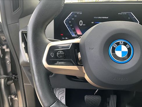 Used 2024 BMW iX xDrive50 w/ Convenience Package AWD/4WD image 21