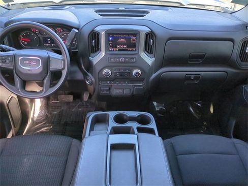 Used 2024 GMC Sierra 3500 Pro w/ Convenience Package image 17