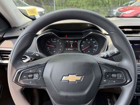 Certified 2023 Chevrolet TrailBlazer LT AWD/4WD image 26