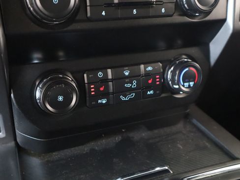 Used 2020 Ford F150 XLT w/ Equipment Group 302A Luxury image 8