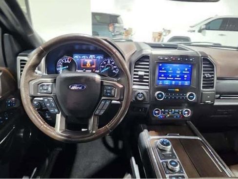 Used 2021 Ford Expedition King Ranch image 19