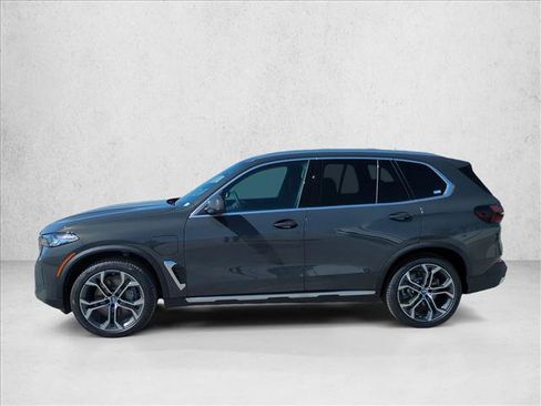 New 2026 BMW X5 xDrive50e w/ Executive Package AWD/4WD image 5