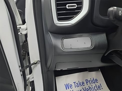 Certified 2023 Hyundai Venue Limited image 11