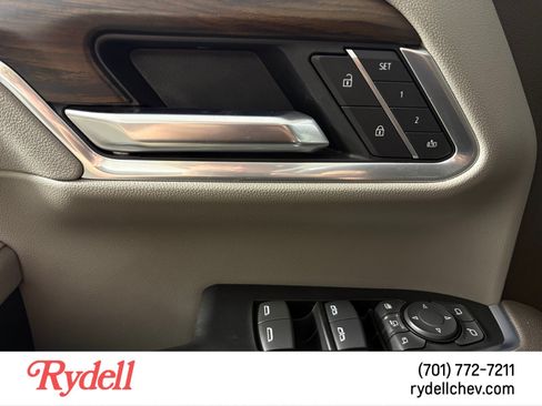 Used 2026 GMC Sierra 2500 SLT AWD/4WD image 11