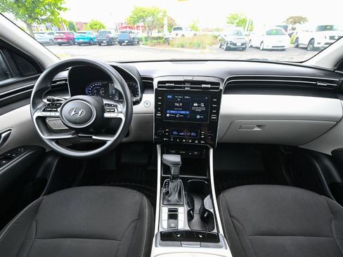 Used 2024 Hyundai Tucson SEL AWD/4WD image 32