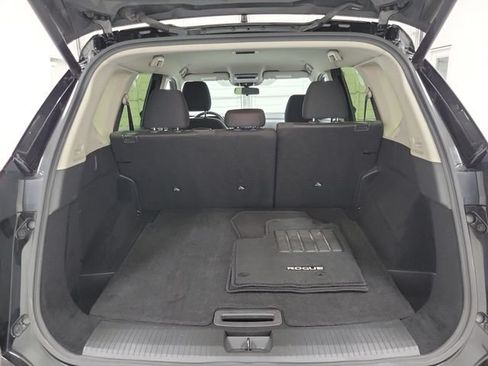 Used 2024 Nissan Rogue SV AWD/4WD image 7