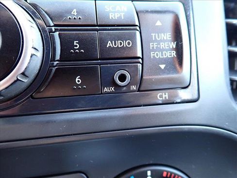 Used 2012 Nissan Juke S AWD/4WD image 18