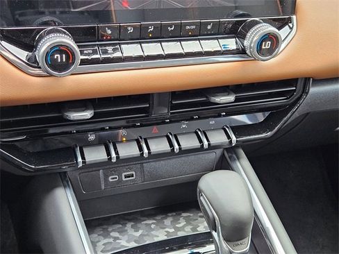 New 2026 GMC Canyon AT4 image 23