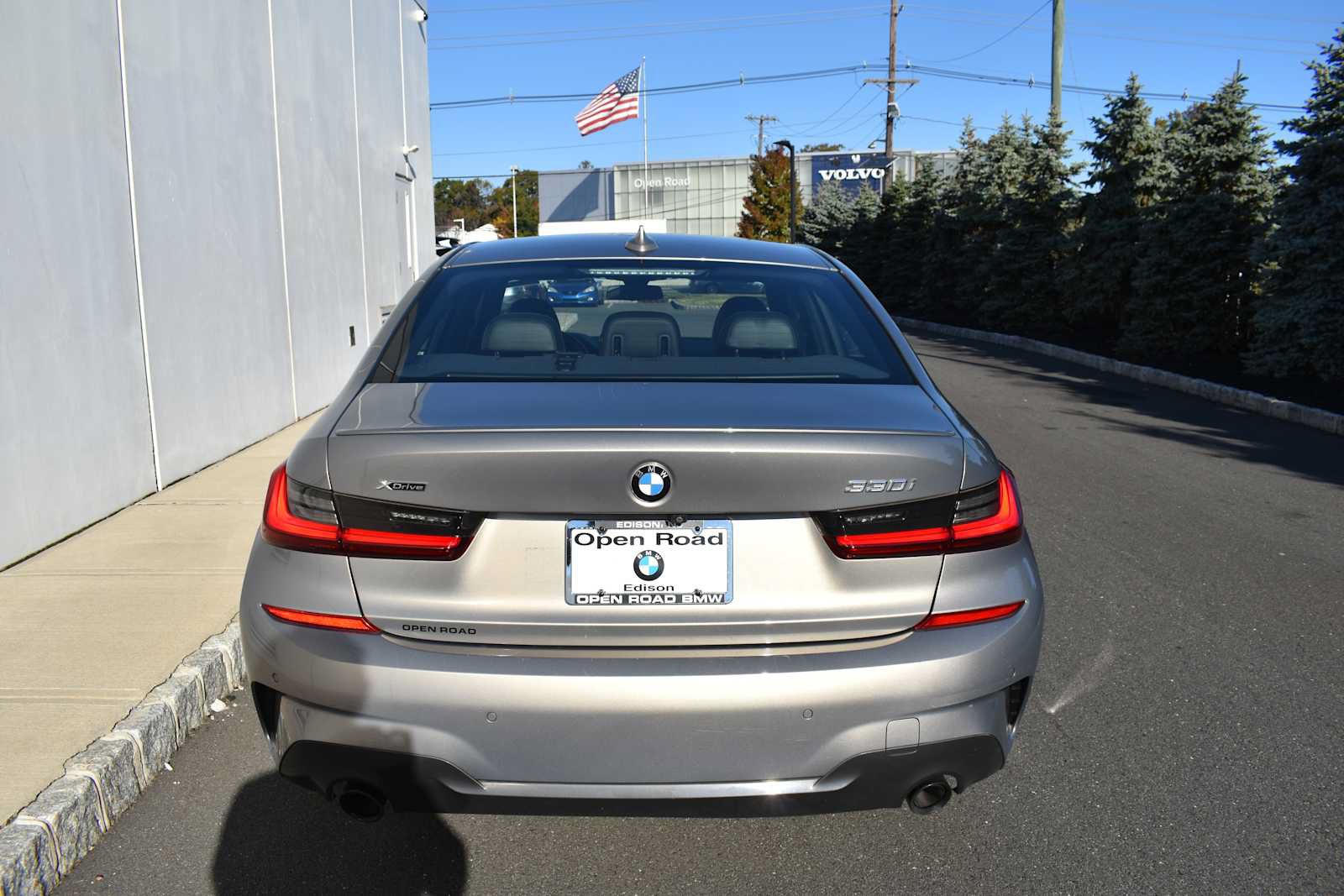 Used 2022 BMW 330i xDrive Sedan w/ M Sport Package AWD/4WD image 6