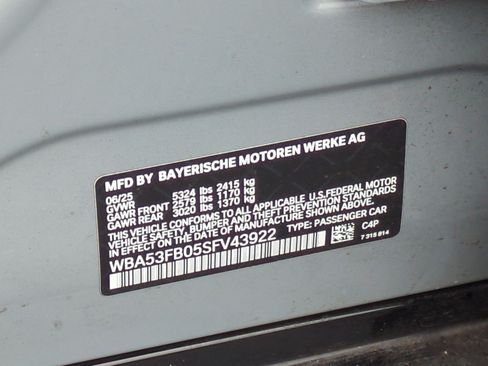 Used 2025 BMW M440i RWD image 34