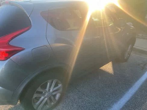 Used 2014 Nissan Juke SL image 14