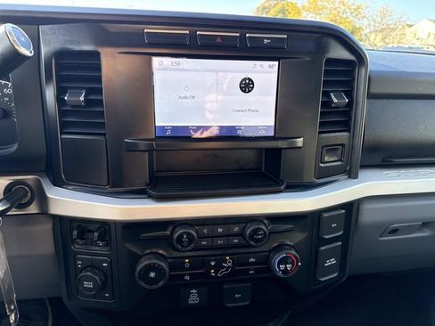 Used 2024 Ford F250 XLT w/ Snow Plow Prep Package image 28