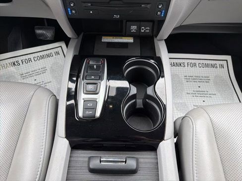 Used 2019 Honda Pilot Elite image 25