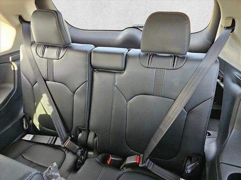 New 2025 Honda Pilot EX-L image 10