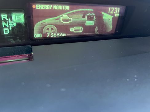 Used 2015 Toyota Prius Two FWD image 20
