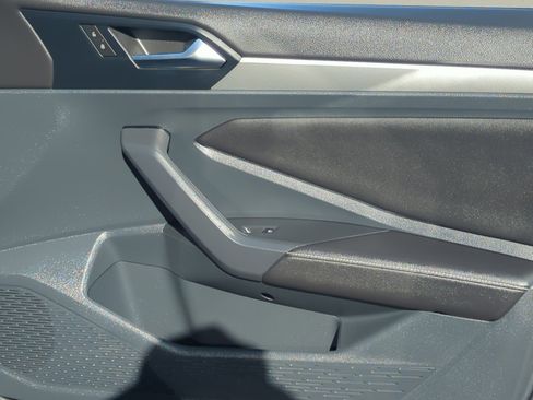 Certified 2024 Volkswagen Jetta Sport image 16