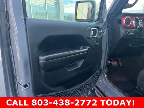 Used 2021 Jeep Gladiator Rubicon image 5