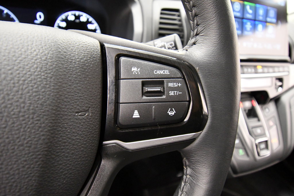 Certified 2025 Honda Odyssey Sport image 22