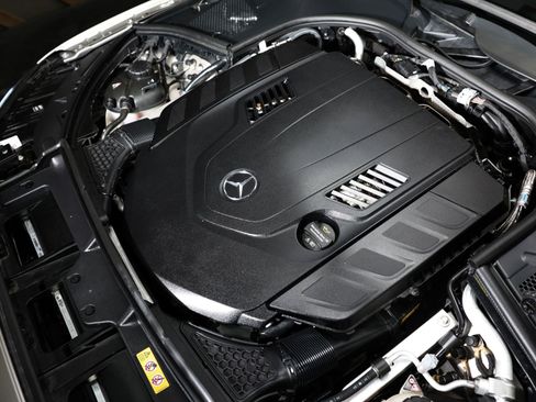Used 2024 Mercedes-Benz Maybach S 580 4MATIC image 50