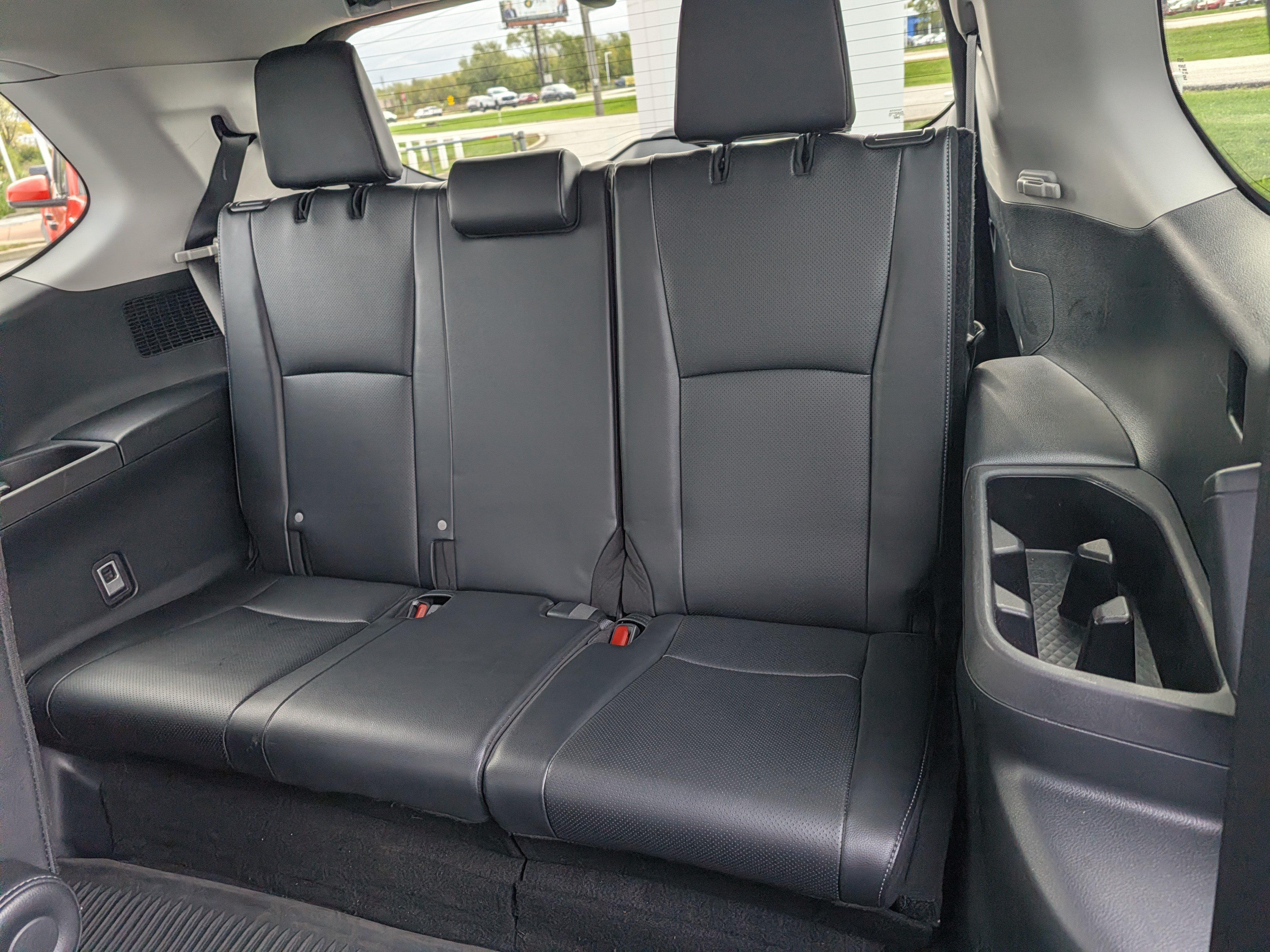Used 2024 Toyota Grand Highlander AWD image 23
