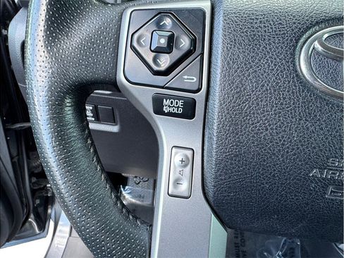 Used 2016 Toyota 4Runner Limited image 15