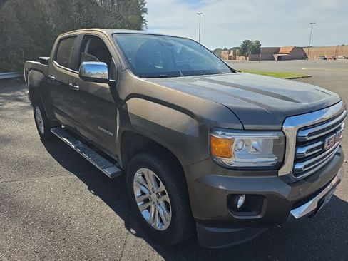 Used 2015 GMC Canyon SLT w/ Driver Alert Package image 7