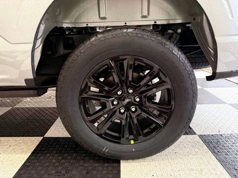 New 2025 Ford F150 Platinum w/ FX4 Off-Road Package image 11