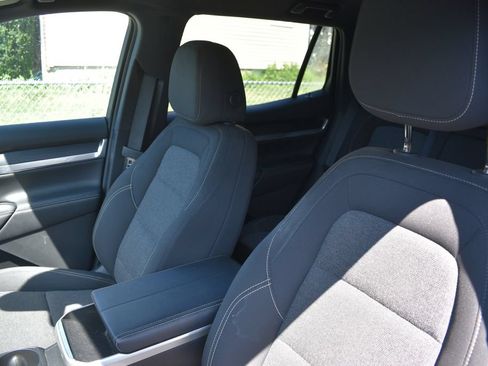 Used 2025 GMC Terrain Elevation AWD/4WD image 7