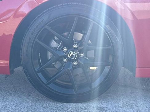 Used 2025 Honda Civic Sport image 6
