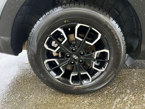 Used 2022 Hyundai Santa Cruz SEL Premium image 19