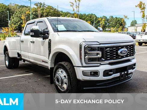 Used 2024 Ford F450 Platinum w/ FX4 Off-Road Package image 4