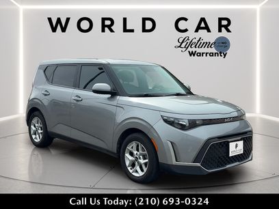 Used 2023 Kia Soul LX w/ LX Technology Package