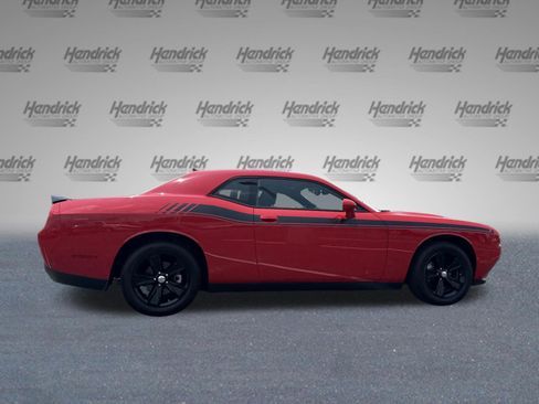 Used 2023 Dodge Challenger SXT RWD image 10
