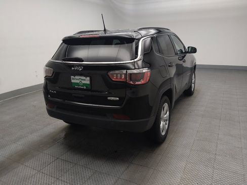 Used 2020 Jeep Compass Latitude AWD/4WD image 9