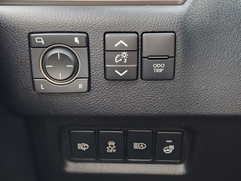 Used 2022 Lexus GX 460 Premium w/ Premium Package AWD/4WD image 26