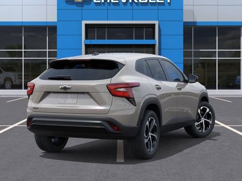 New 2026 Chevrolet Trax RS FWD image 5